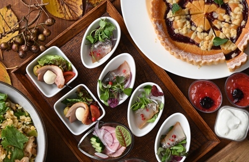 ランチバイキング