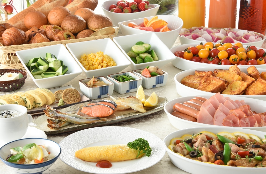 ホテルで楽しむ至福の朝ごはん「クレールの朝食バイキング」6/1～ ※新料金